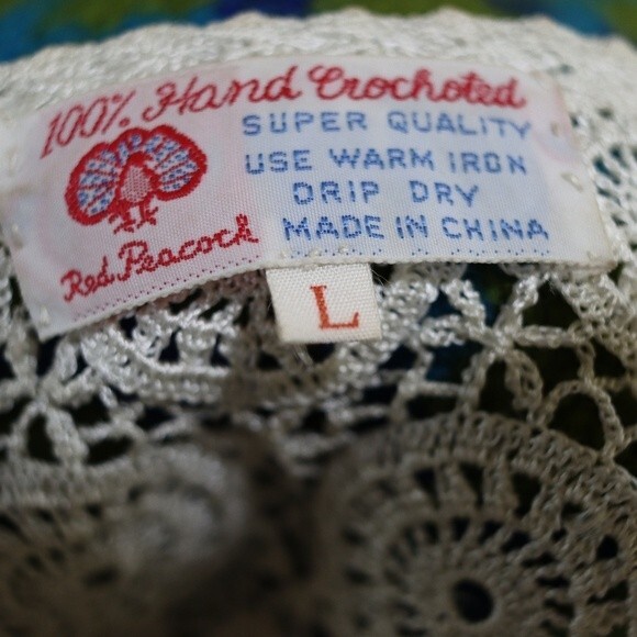 Vintage Red Peacock Hand Crochet White Lace Cardigan Cottagecore Boho Top LG - Picture 12 of 12